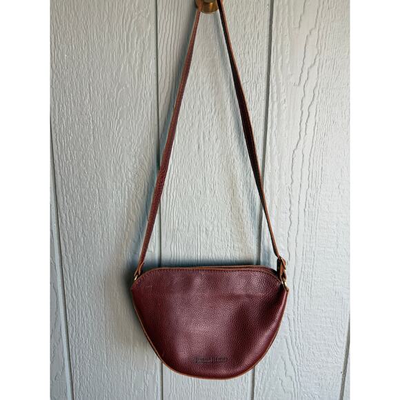 Portland Leather Half Moon Crossbody Bag – Full Grain Leather – Vintage Brown - Picture 4 of 7